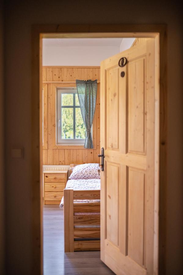 Hotel Krmelec U Kravi Hory Dolní Malá Úpa Esterno foto